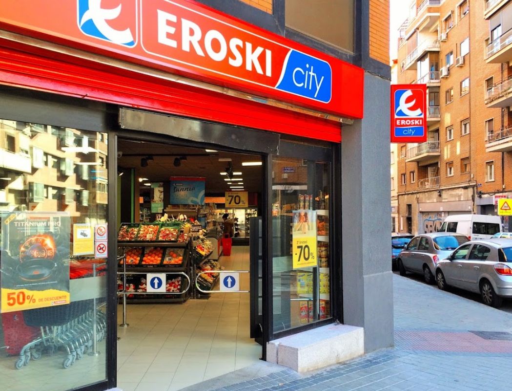 Proyectos Locales Comerciales: Supermercado Eroski Juan Duque